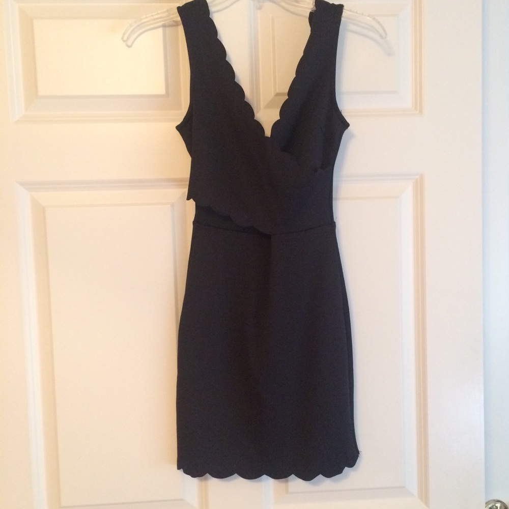 Black scallop dress